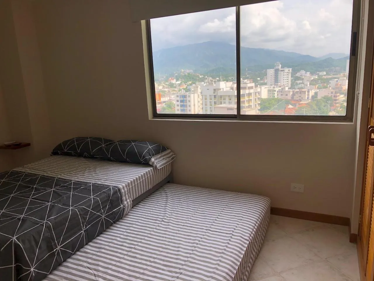 Edifico El Peñon Del Rodadero Apto. 405A Santa Marta  Colombia